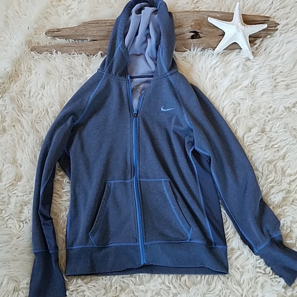 Nike therma-fit hoodie